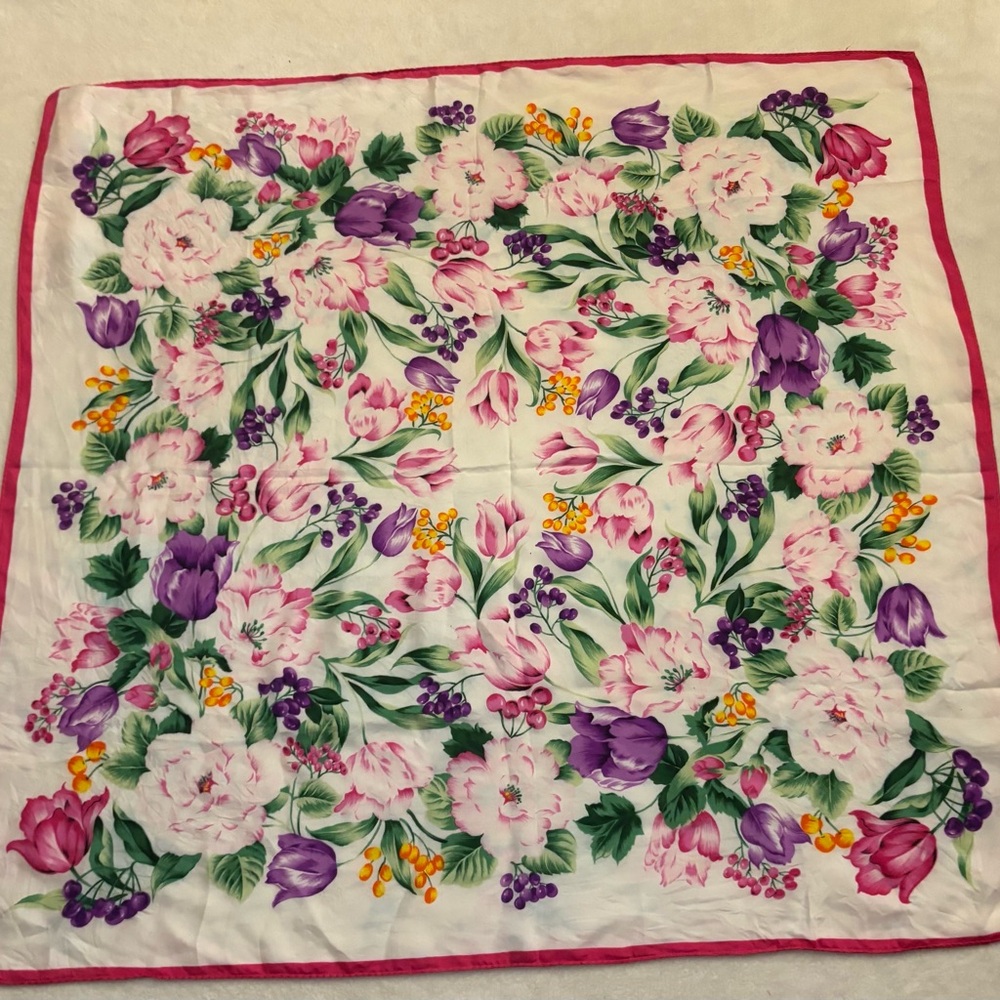 Scarf: Floral 100% Silk Vintage Scarf EUC - Picture 13 of 15